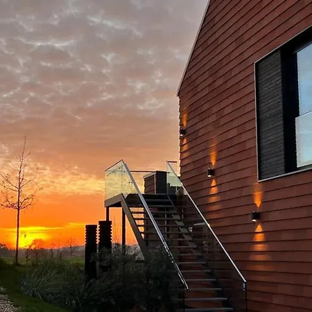 De Ole School Ferienapartments Boho14 - Modernes Maisonette-apartment Mit Dachterrasse Hohwacht